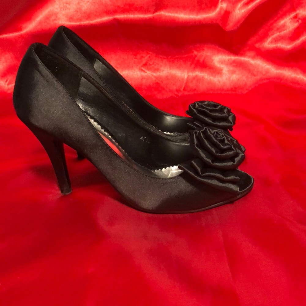 Black heels 👠